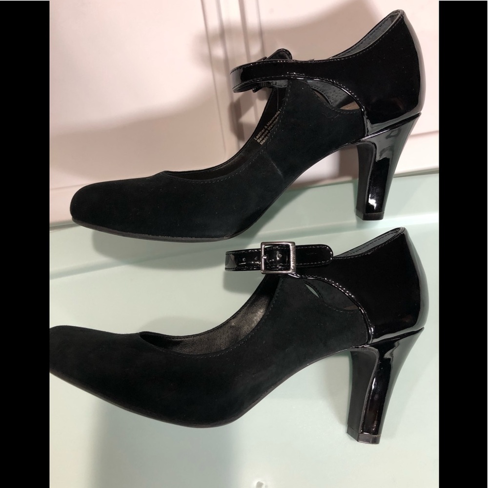 Gently loved Ciani Bernini heels size 8 - Picture 1 of 10